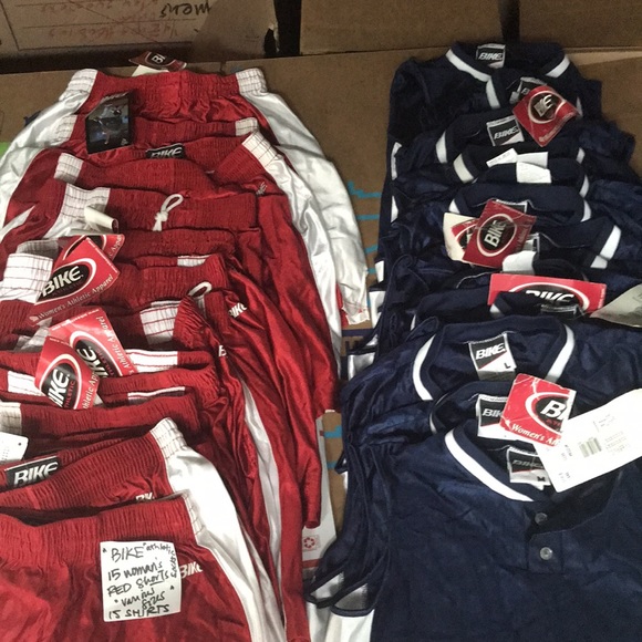 Soccer Team Jerseys (Bike) Q=15 USA colors Girls (Kids) S-M-L sets tops & Shorts - Picture 1 of 6